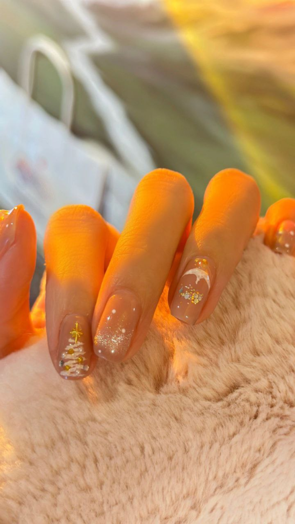 gold christmas december nail designs and ideas