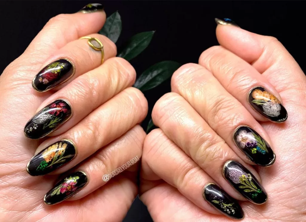 trendy New Year's nail ideas