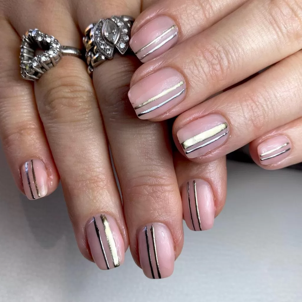 trendy New Year's nail ideas