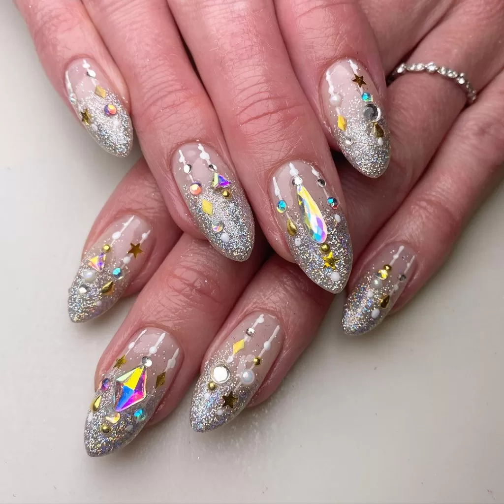 trendy New Year's nail ideas