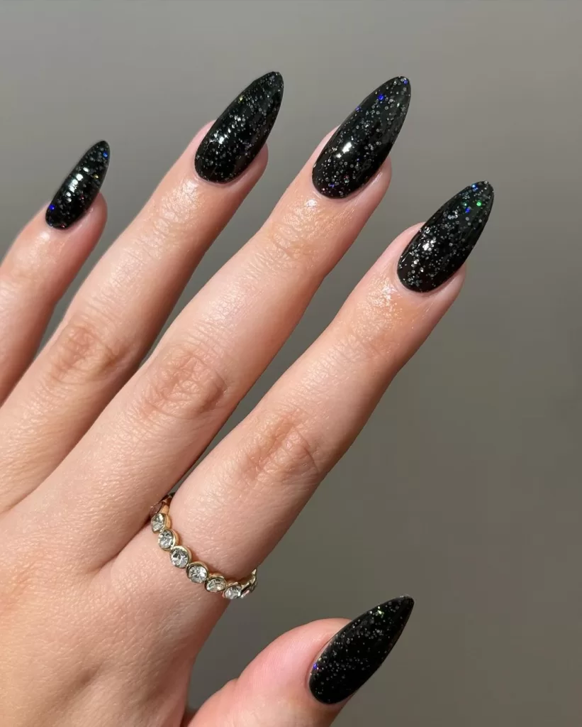 trendy New Year's nail ideas