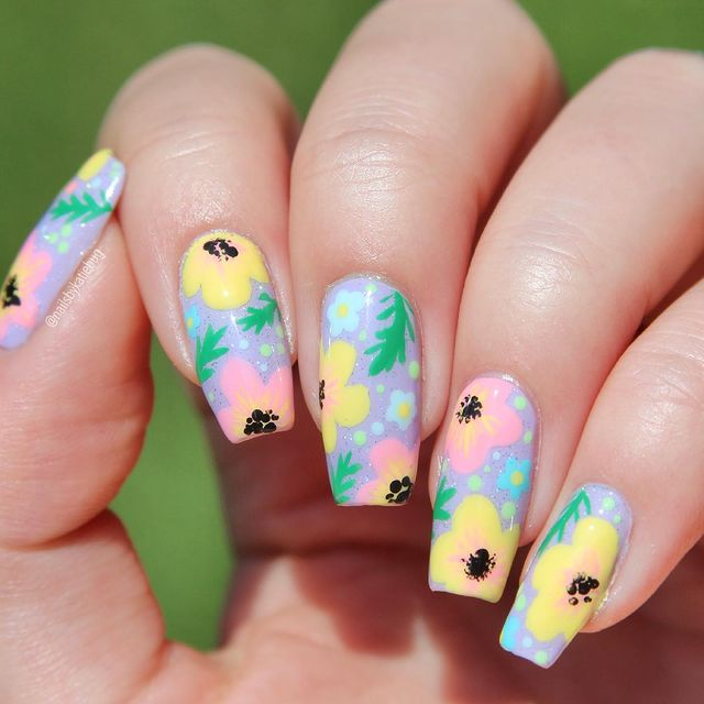 FLORAL SPRING NAIL DESIGNS