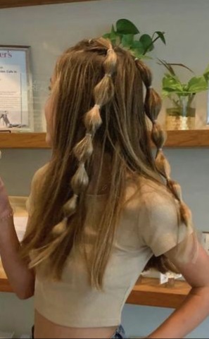 8. The Bubble Braids—Looking for easy and trendy summer hairstyles to beat the heat? Another day, another hairstyle inspo! Check out this article on summer hairstyle ideas that you can recreate for two weeks.
