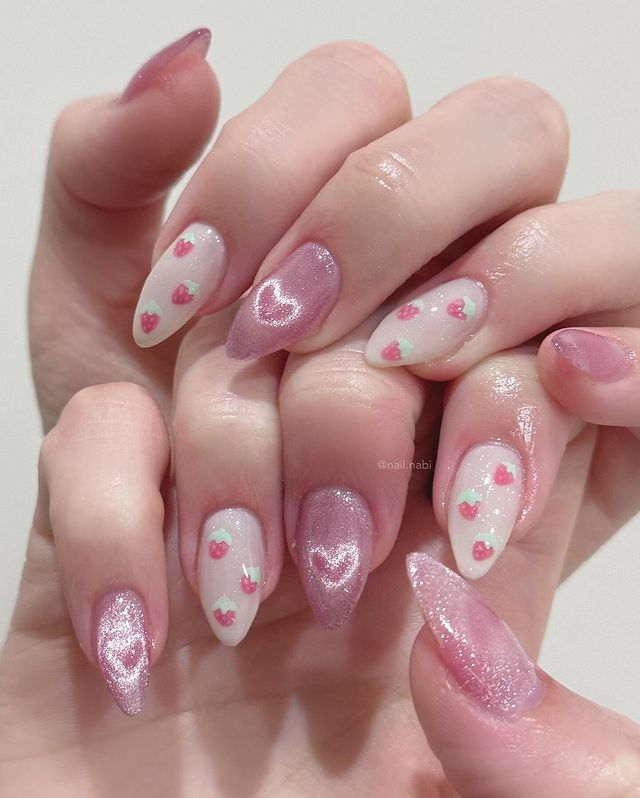 16. Pink nail design by nail.nabi—Want to rock pink nails but don't have great inspo? Here is the list of nail artists who have the best pink nail designs ever.