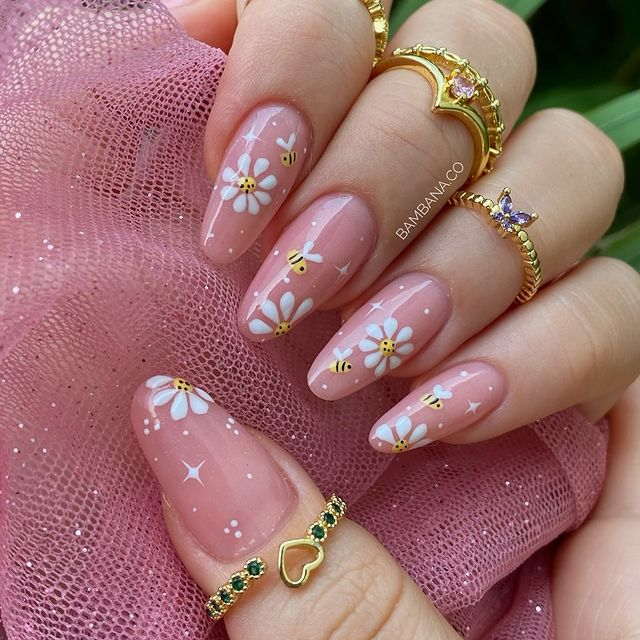 21. Pink nail design by bambana.co—Want to rock pink nails but don't have great inspo? Here is the list of nail artists who have the best pink nail designs ever.