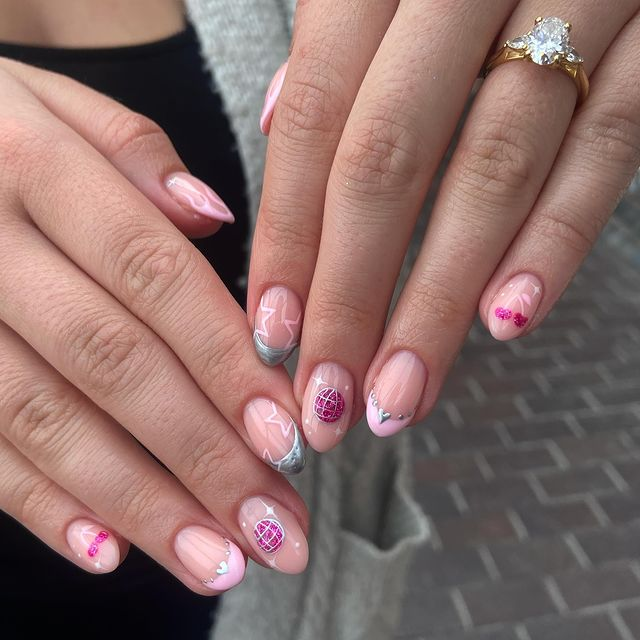 37. Pink nail design by nailartbychlo—Want to rock pink nails but don't have great inspo? Here is the list of nail artists who have the best pink nail designs ever.